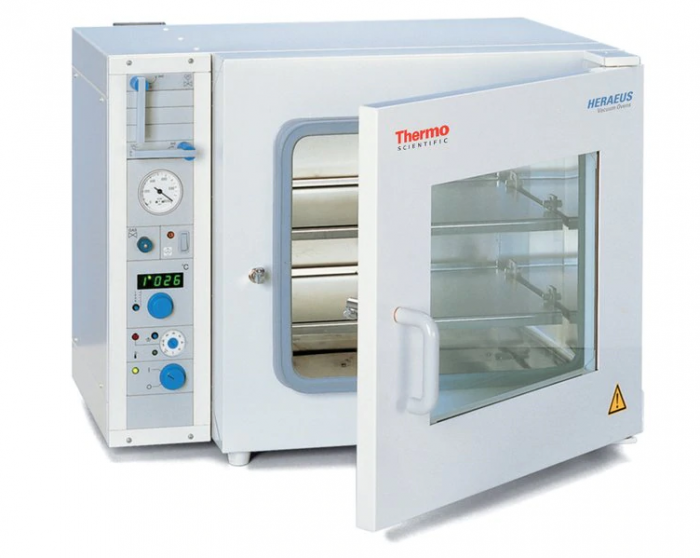 Thermo / Heraeus VT 6130 P vacuümstoof 128 liter 300°C