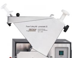 Fritsch trechter met stamper voor Pulverisette 25